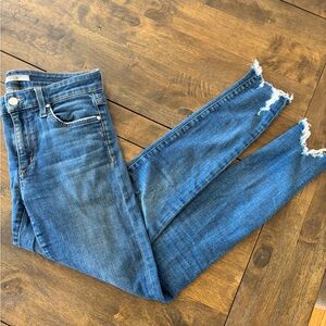 Joe's skinny ankle jeans size 26